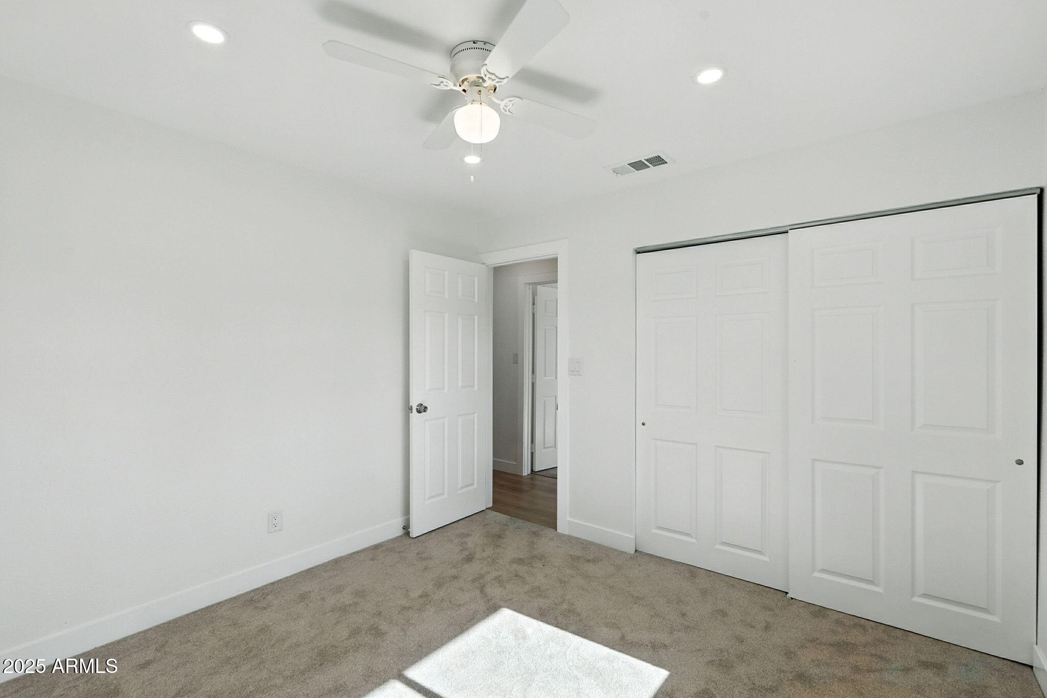 7637 North 7th Avenue Phoenix, AZ 85021 - Photo 35 of 57 38-web-or-mls-7th-38