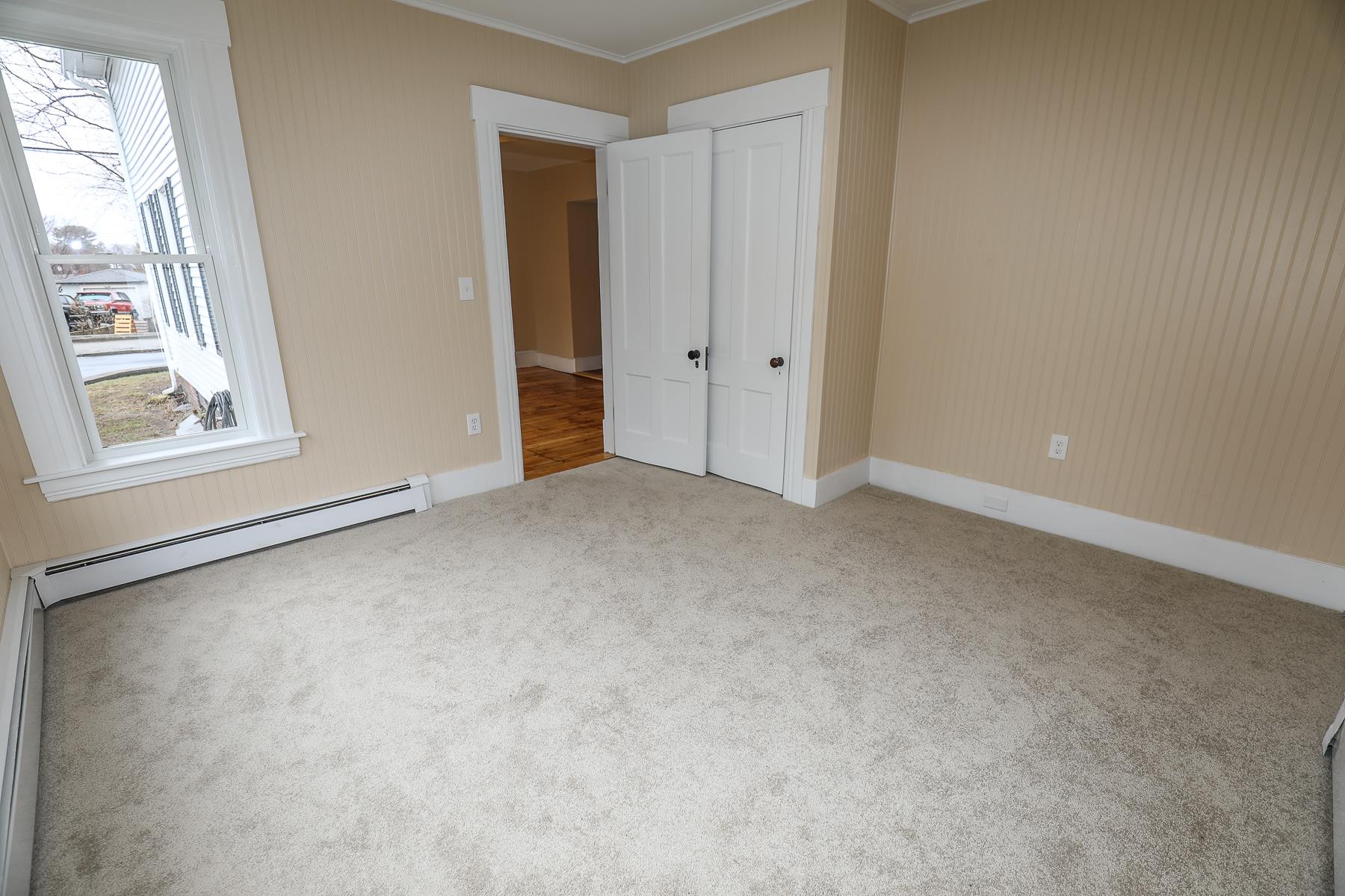 155 Mammoth Road Manchester, NH 03109 - Photo 16 of 40