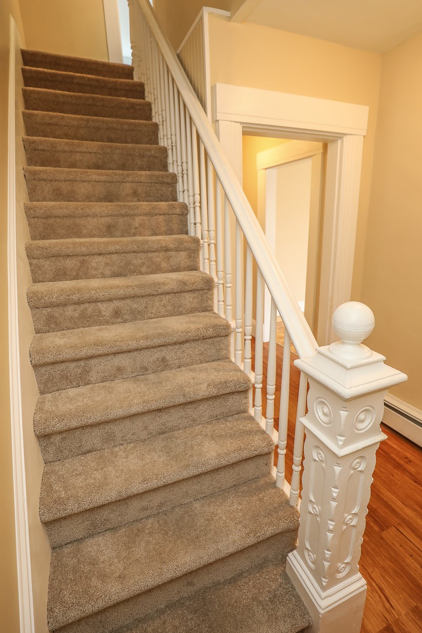 155 Mammoth Road Manchester, NH 03109 - Photo 19 of 40