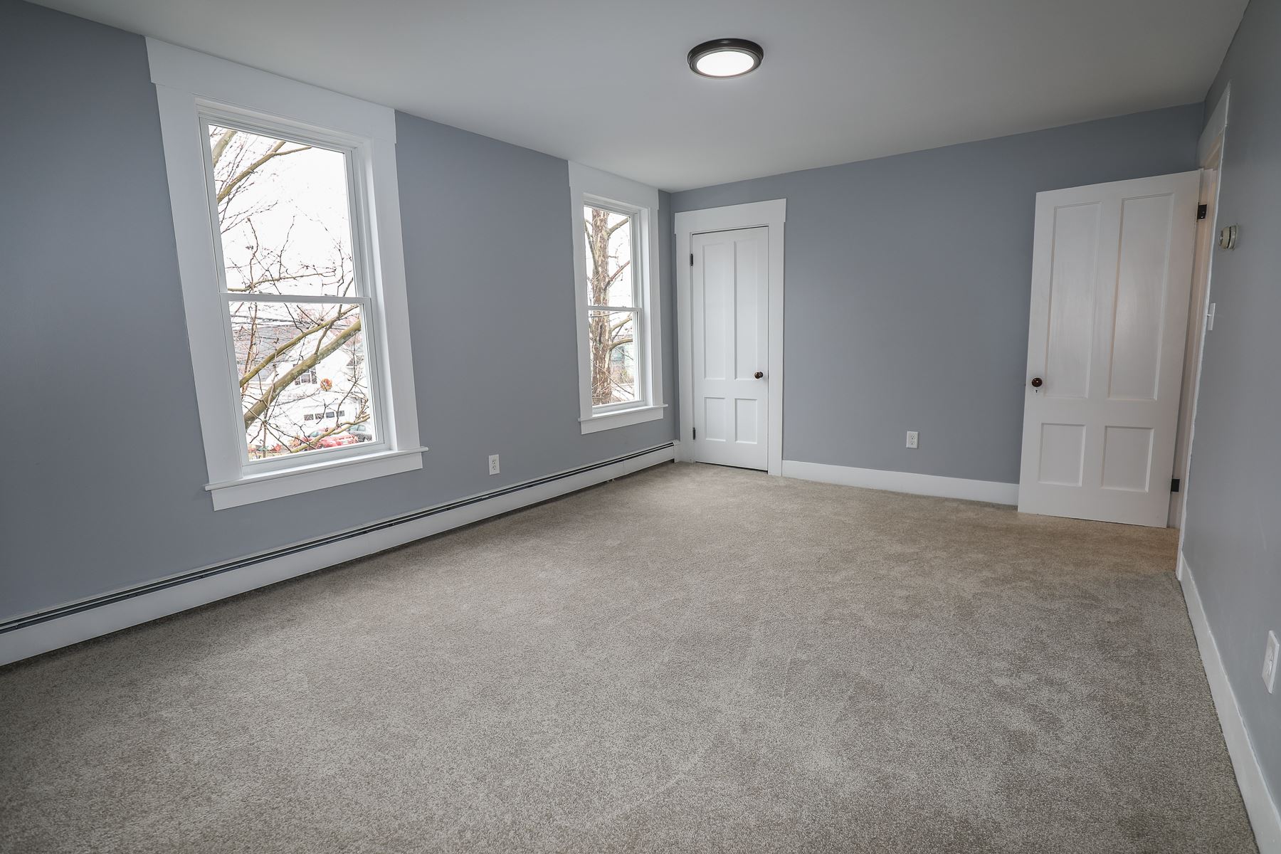 155 Mammoth Road Manchester, NH 03109 - Photo 20 of 40