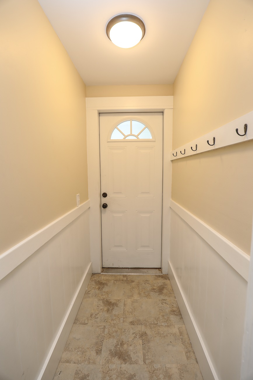 155 Mammoth Road Manchester, NH 03109 - Photo 29 of 40
