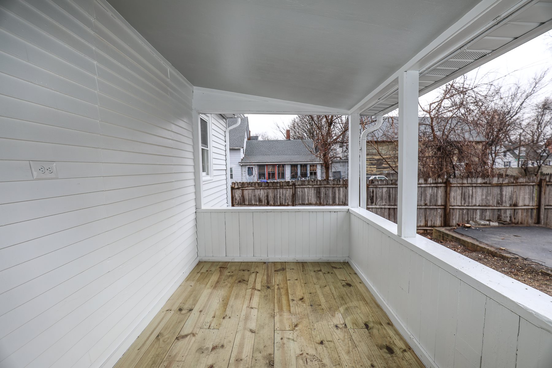 155 Mammoth Road Manchester, NH 03109 - Photo 30 of 40