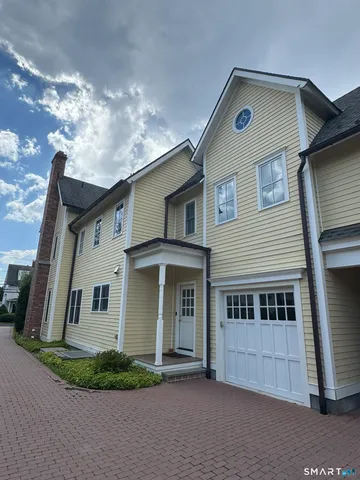 $2,695,000 | 65 Sherwood Place, Unit 65, Greenwich, CT 06830