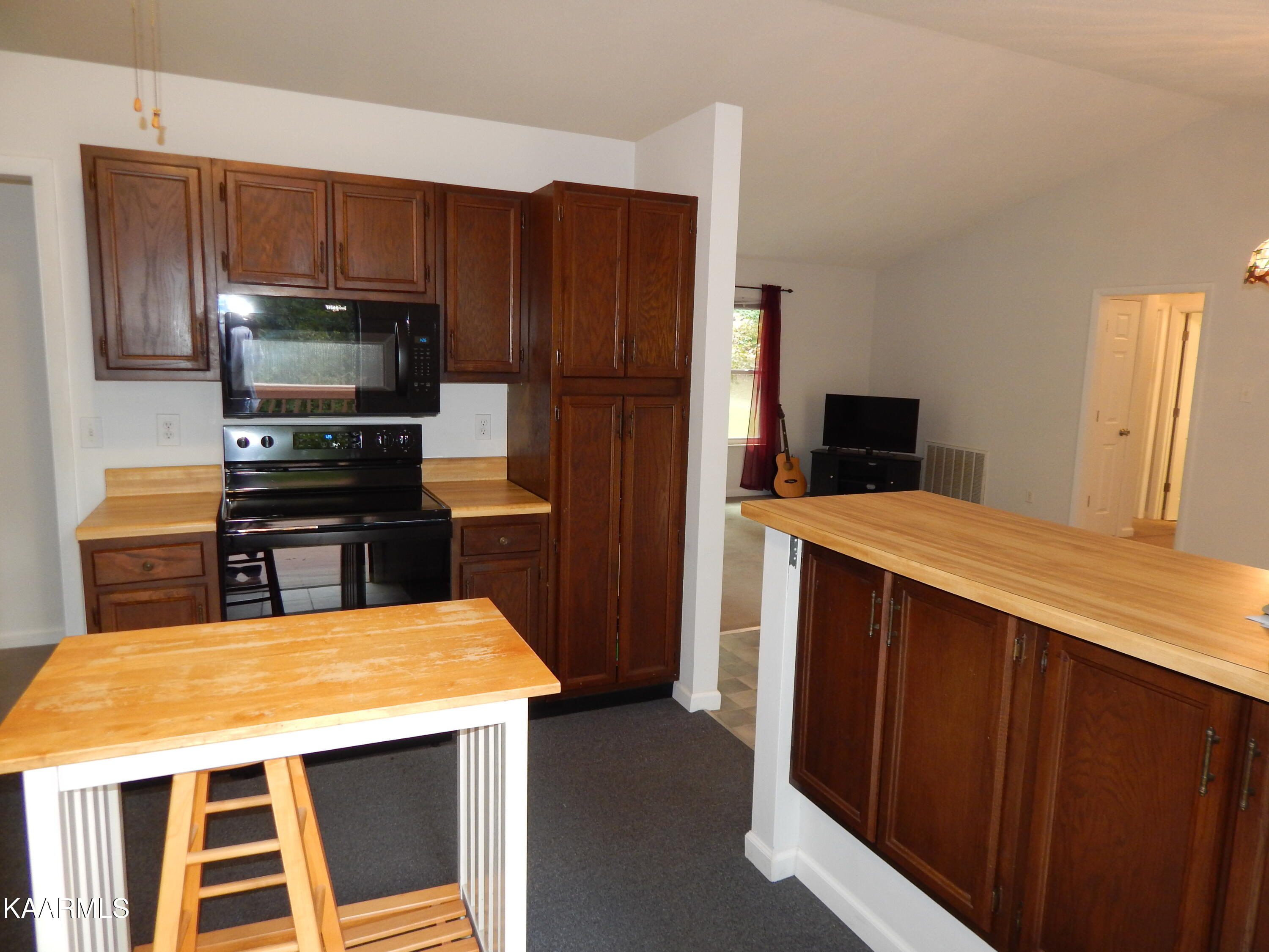 1628 Rushing Wind Lane Knoxville, TN 37922 - Photo 3 of 29 DSCN9354