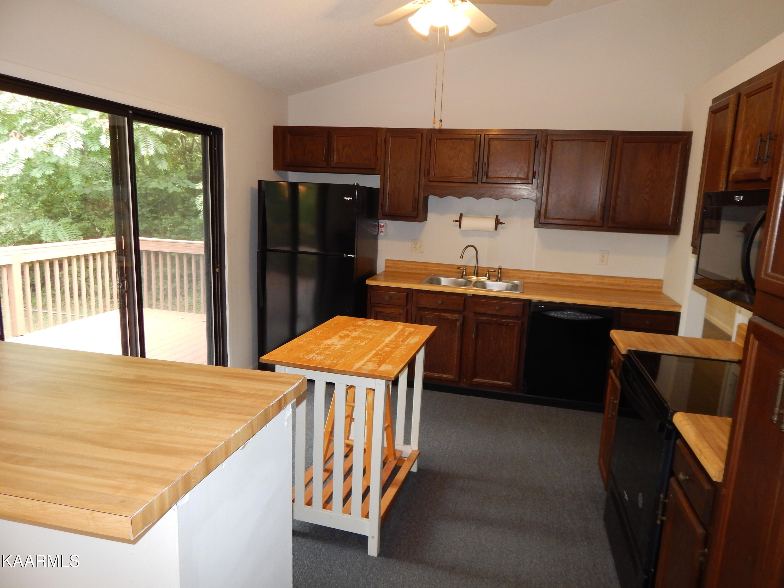 1628 Rushing Wind Lane Knoxville, TN 37922 - Photo 9 of 29 DSCN9352