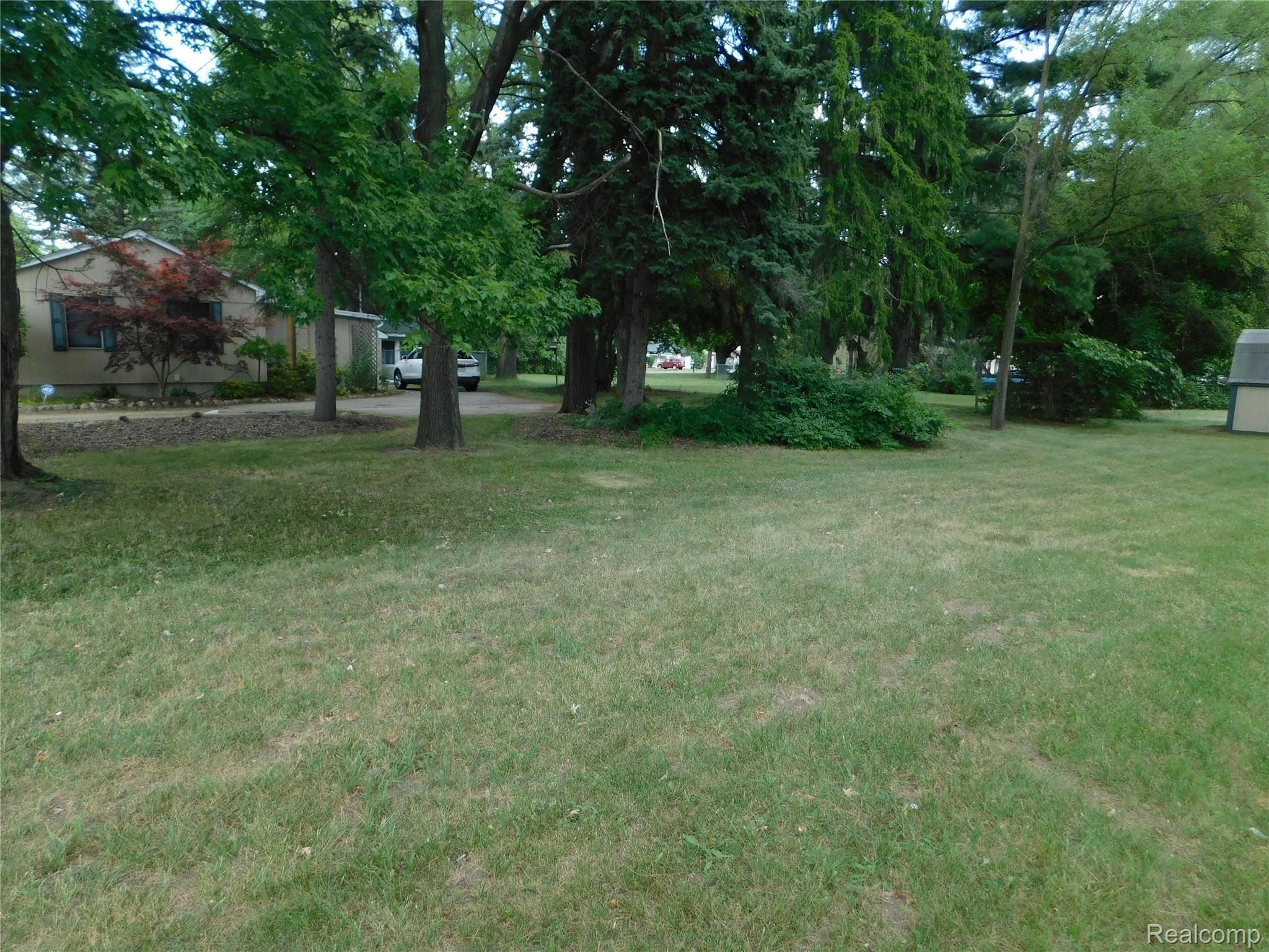 3851 John R Road Rochester, MI 48307 - Photo 4 of 15 DSCN0518.JPG