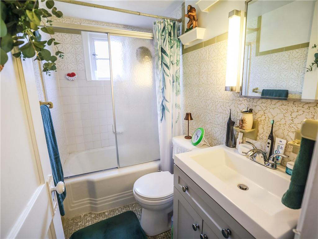3921 Riddle Street Pittsburgh, PA 15212 - Photo 8 of 17