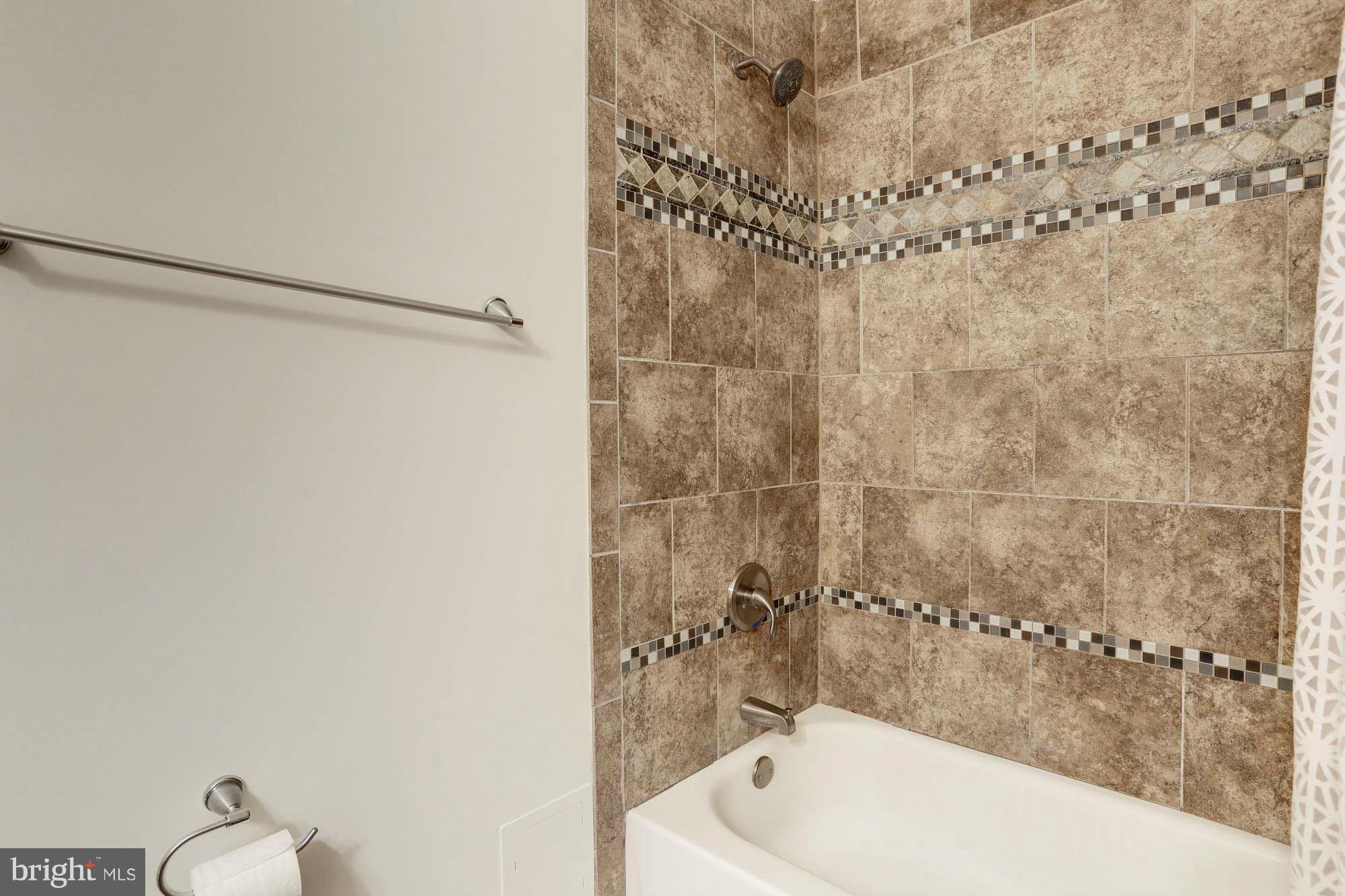 1140 Hamlin Road Waldorf, MD 20602 - Photo 19 of 30 Bath (Master)