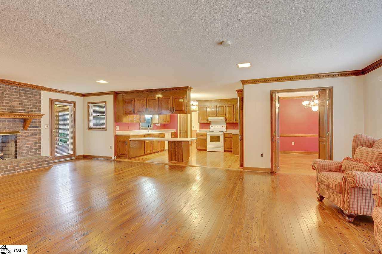 621 Settlement Road Travelers Rest, SC 29690 - Photo 13 of 36 Gallery Image 13