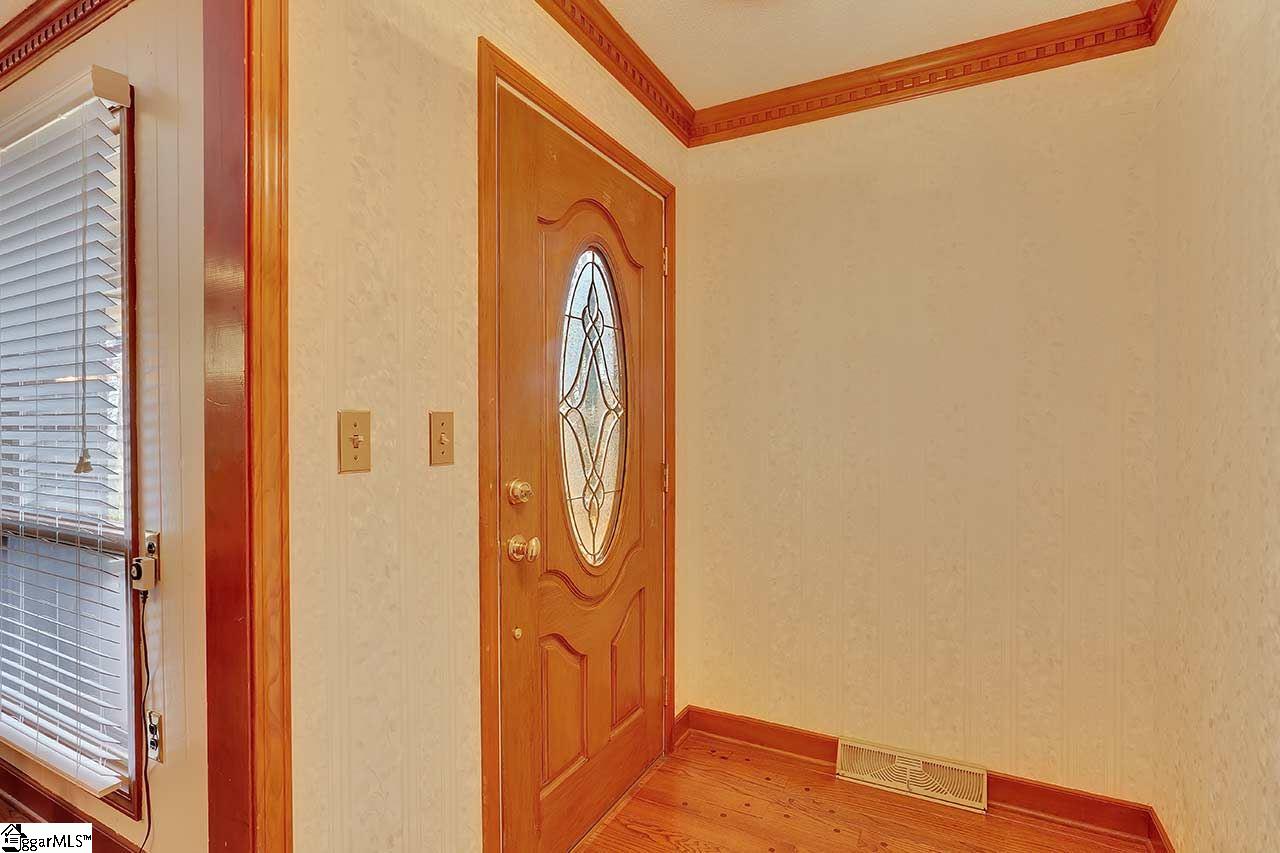 621 Settlement Road Travelers Rest, SC 29690 - Photo 5 of 36 Gallery Image 5