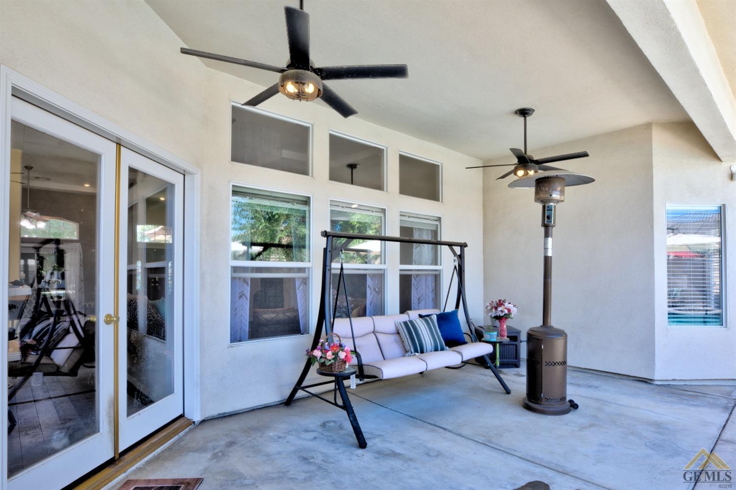 Undisclosed Address Shafter, CA 93263 - Photo 18 of 21 a bedroom with furniture