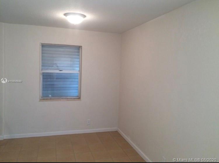 1131 West 4th Street Riviera Beach, FL 33404 - Photo 6 of 7 a view of a small space