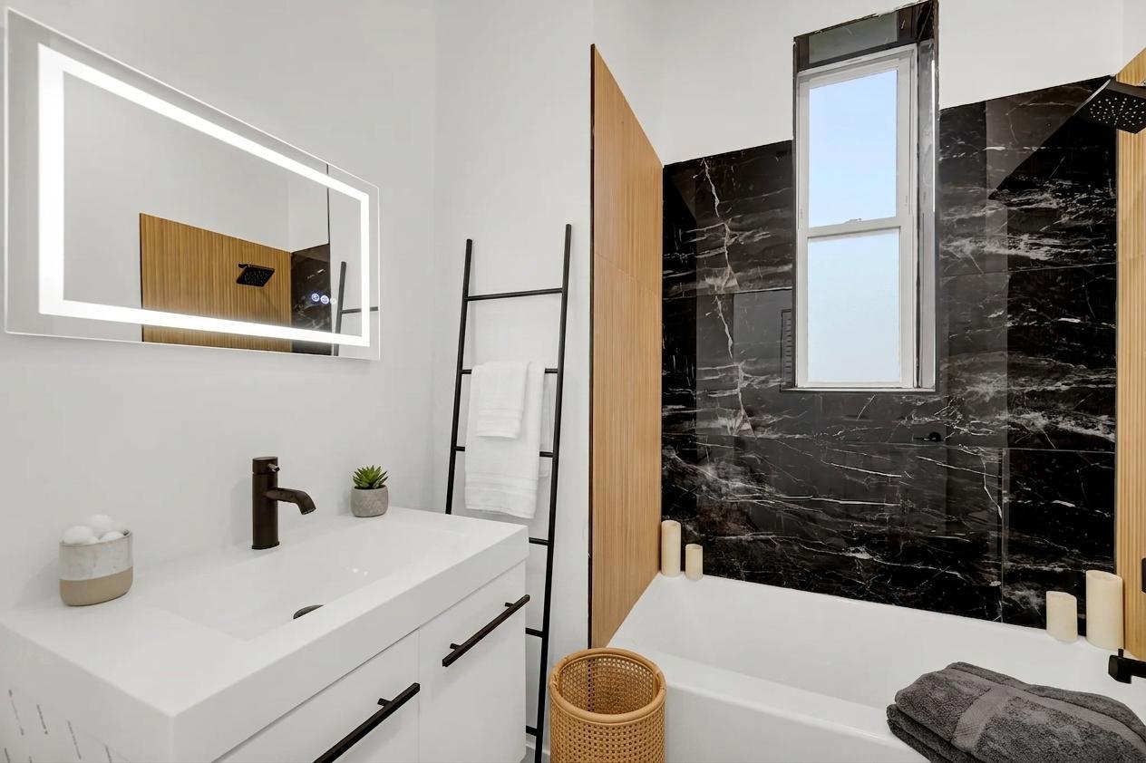 5742 South Morgan Street Chicago, IL 60621 - Photo 7 of 22 Gallery Image 7