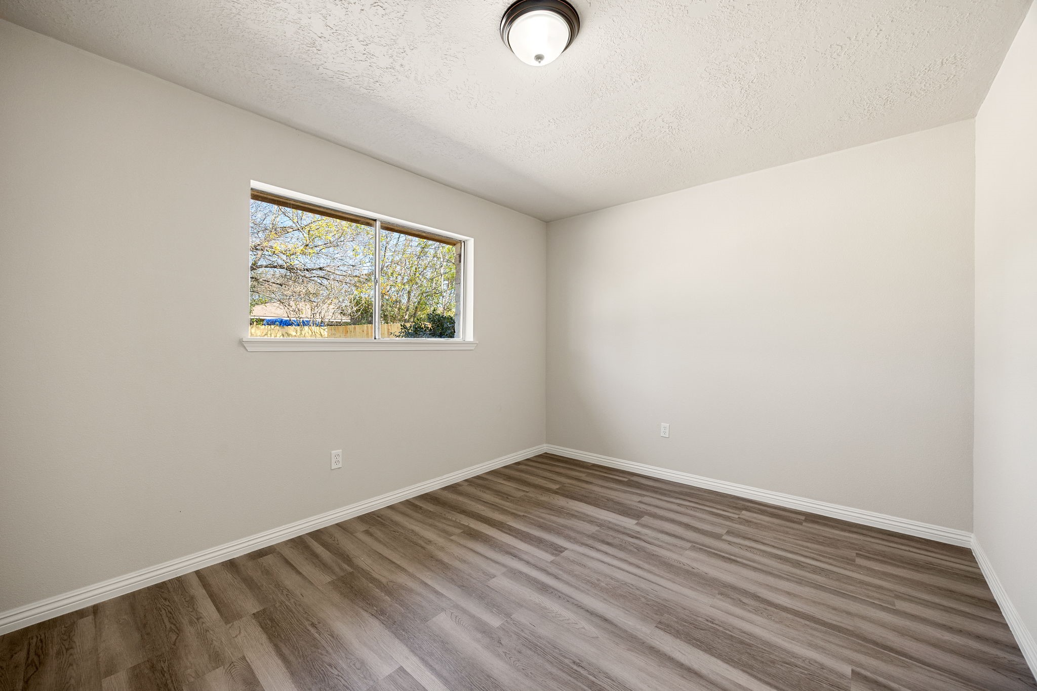 11722 Langdon Lane Houston, TX 77072 - Photo 18 of 34