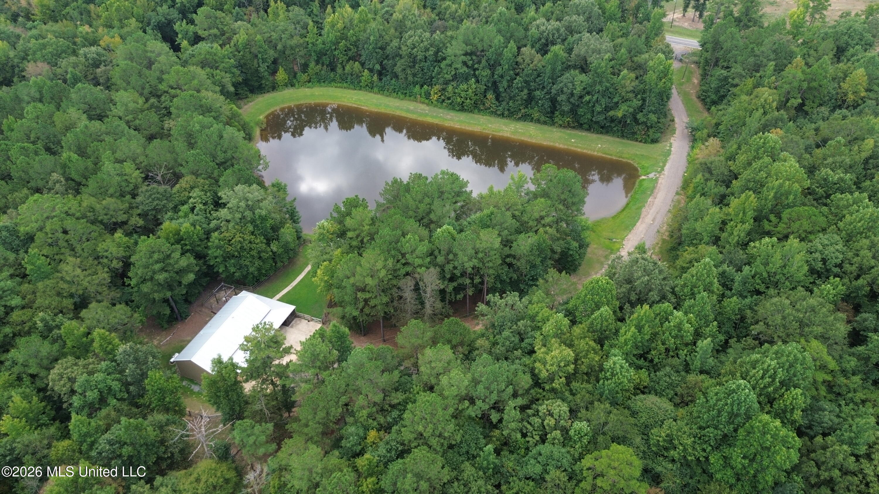 11330 Ms-429 Carthage, MS 39051 - Photo 2 of 128 DJI_0598