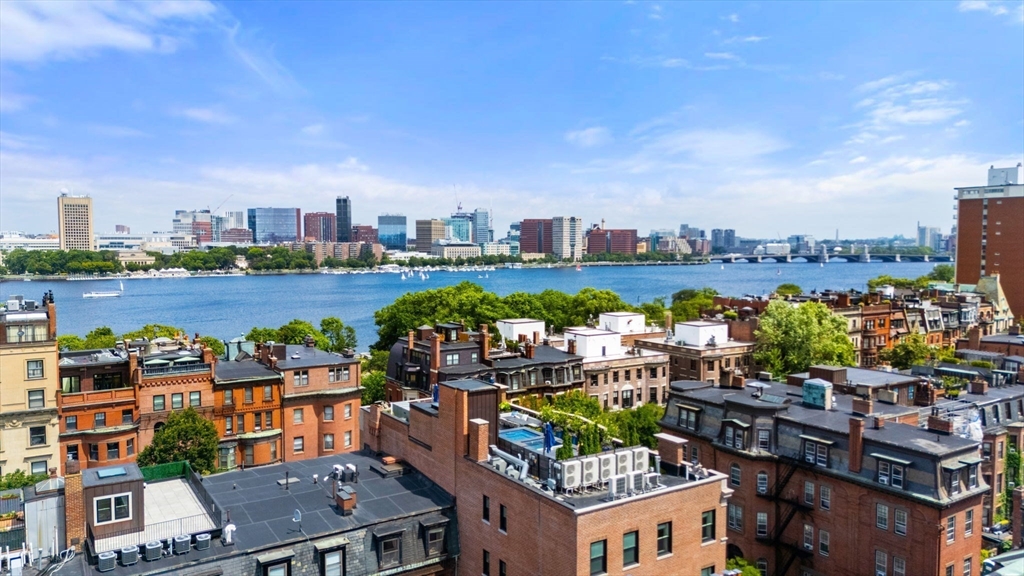 401 Beacon Street, Unit PH Boston, MA 02115 - Photo 6 of 35