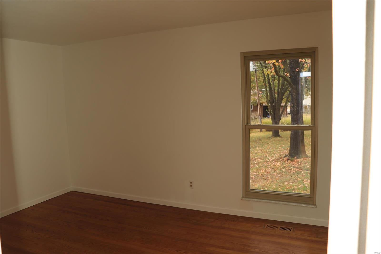 411 Cardiff Lane Manchester, MO 63021 - Photo 16 of 21 Gallery Image 16