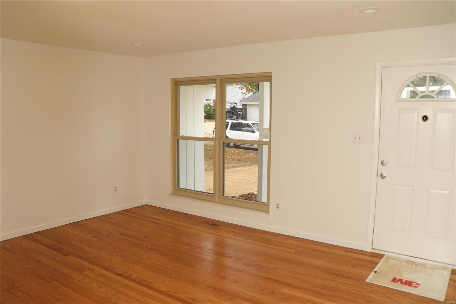 411 Cardiff Lane Manchester, MO 63021 - Photo 6 of 21 Gallery Image 6