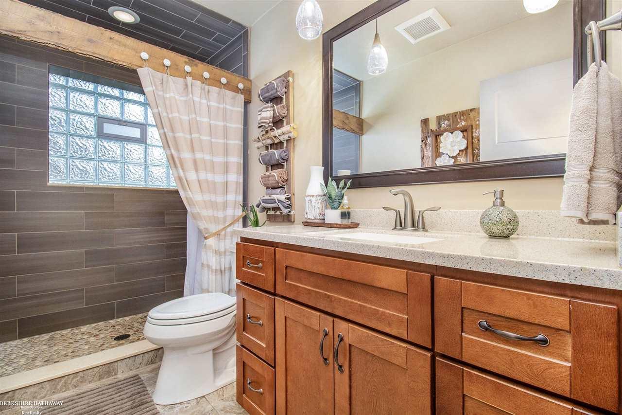 550 Berville Road Allenton, MI 48002 - Photo 19 of 38 Main Bath