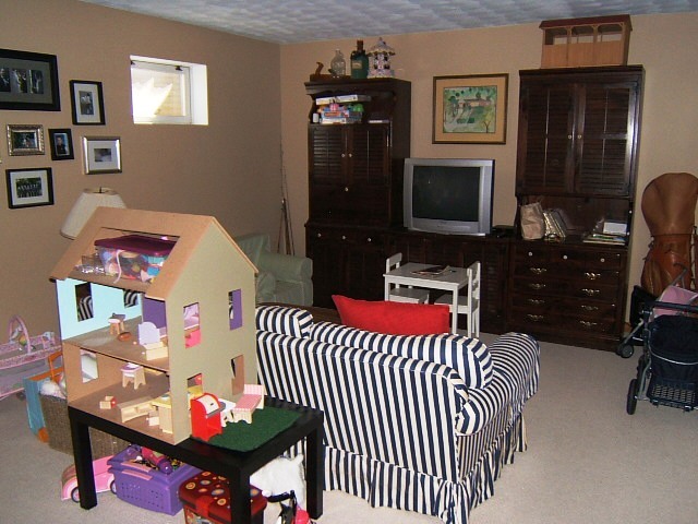 1112 Muse Road Fincastle, VA 24090 - Photo 18 of 30 Lower Level Family Room