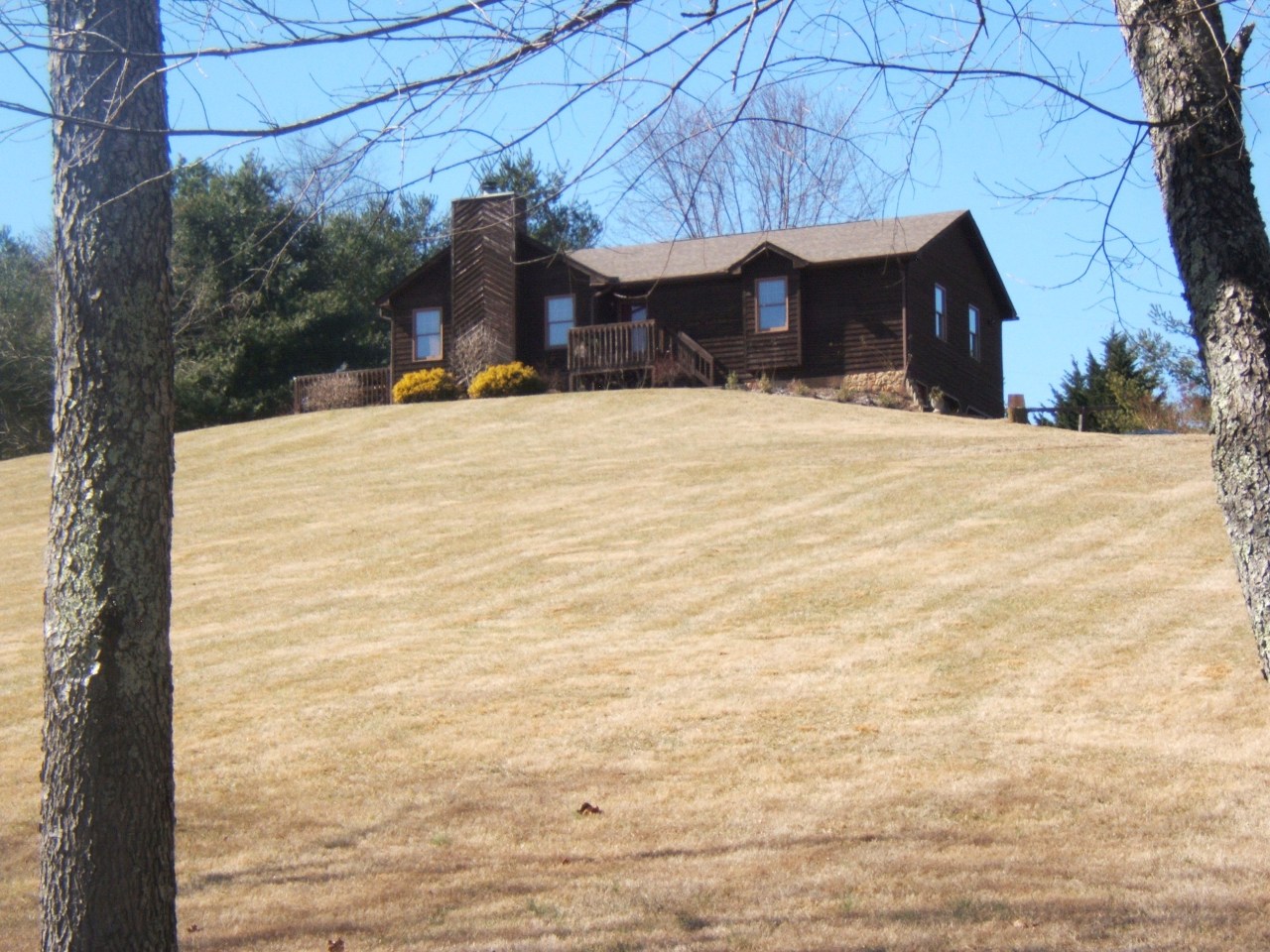 1112 Muse Road Fincastle, VA 24090 - Photo 28 of 30 Front view from end of driveway