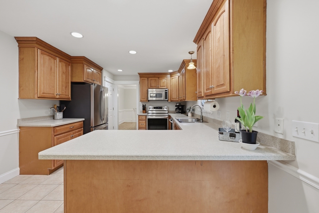 324 West Sutton Road Sutton, MA 01590 - Photo 10 of 42 Gallery Image 10