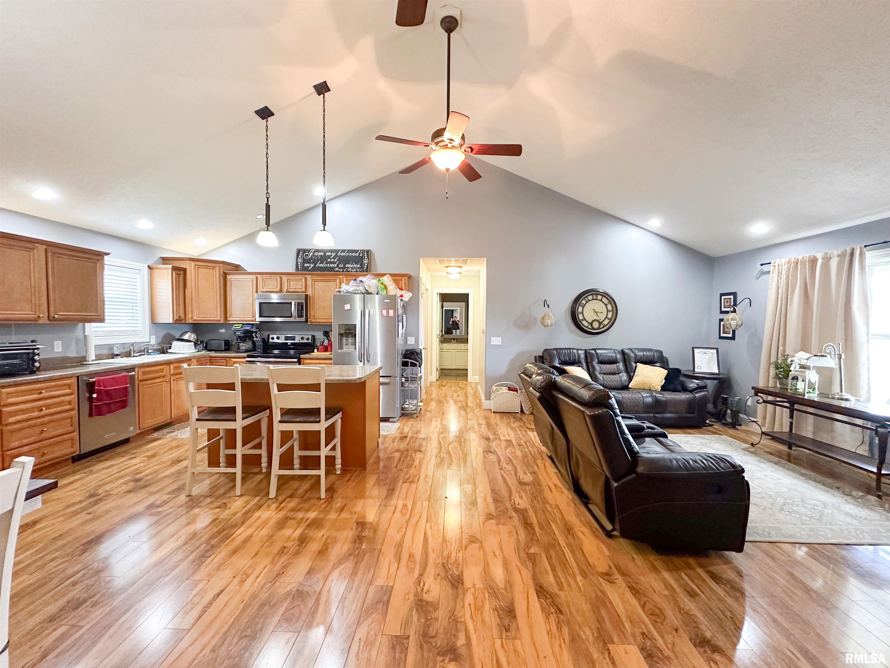 15784 Ciara Road Marion, IL 62959 - Photo 12 of 25