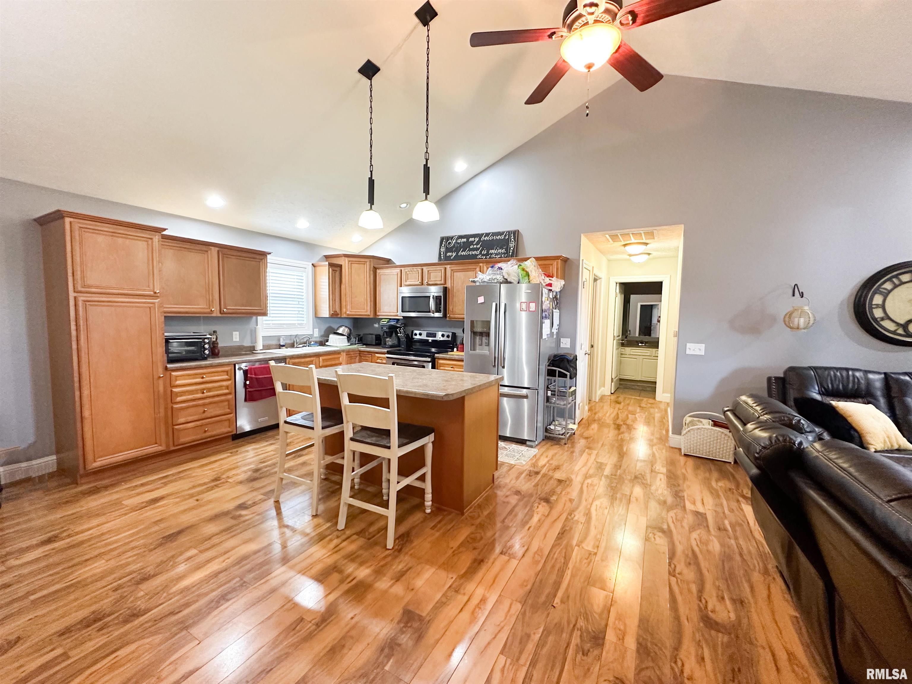 15784 Ciara Road Marion, IL 62959 - Photo 13 of 25