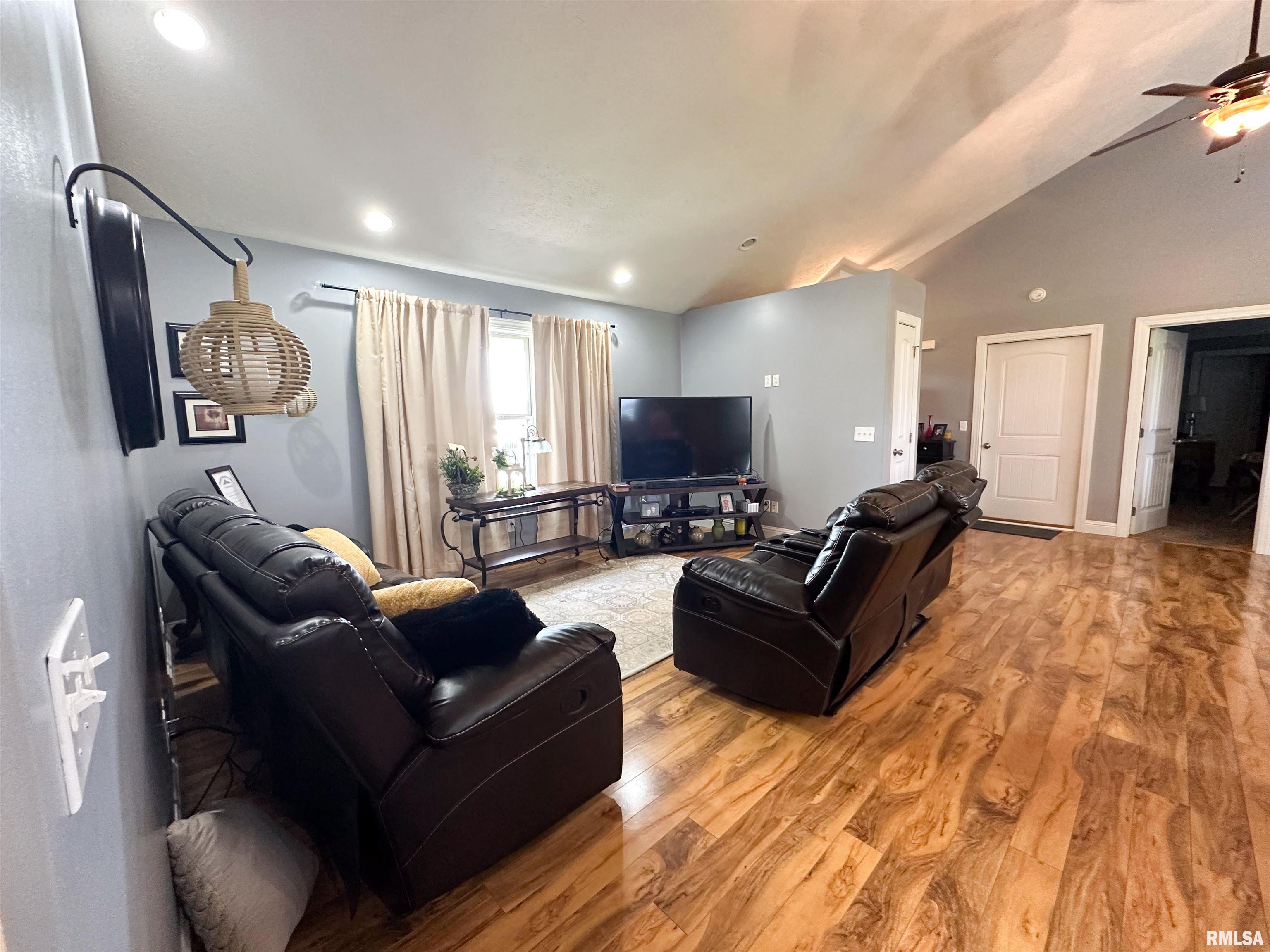 15784 Ciara Road Marion, IL 62959 - Photo 20 of 25