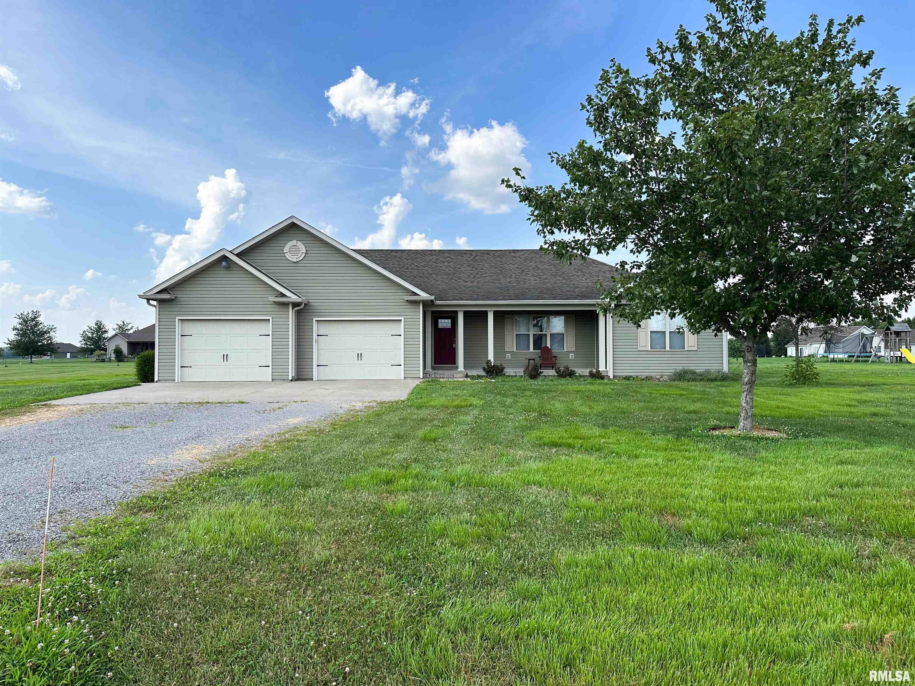 15784 Ciara Road Marion, IL 62959 - Photo 4 of 25