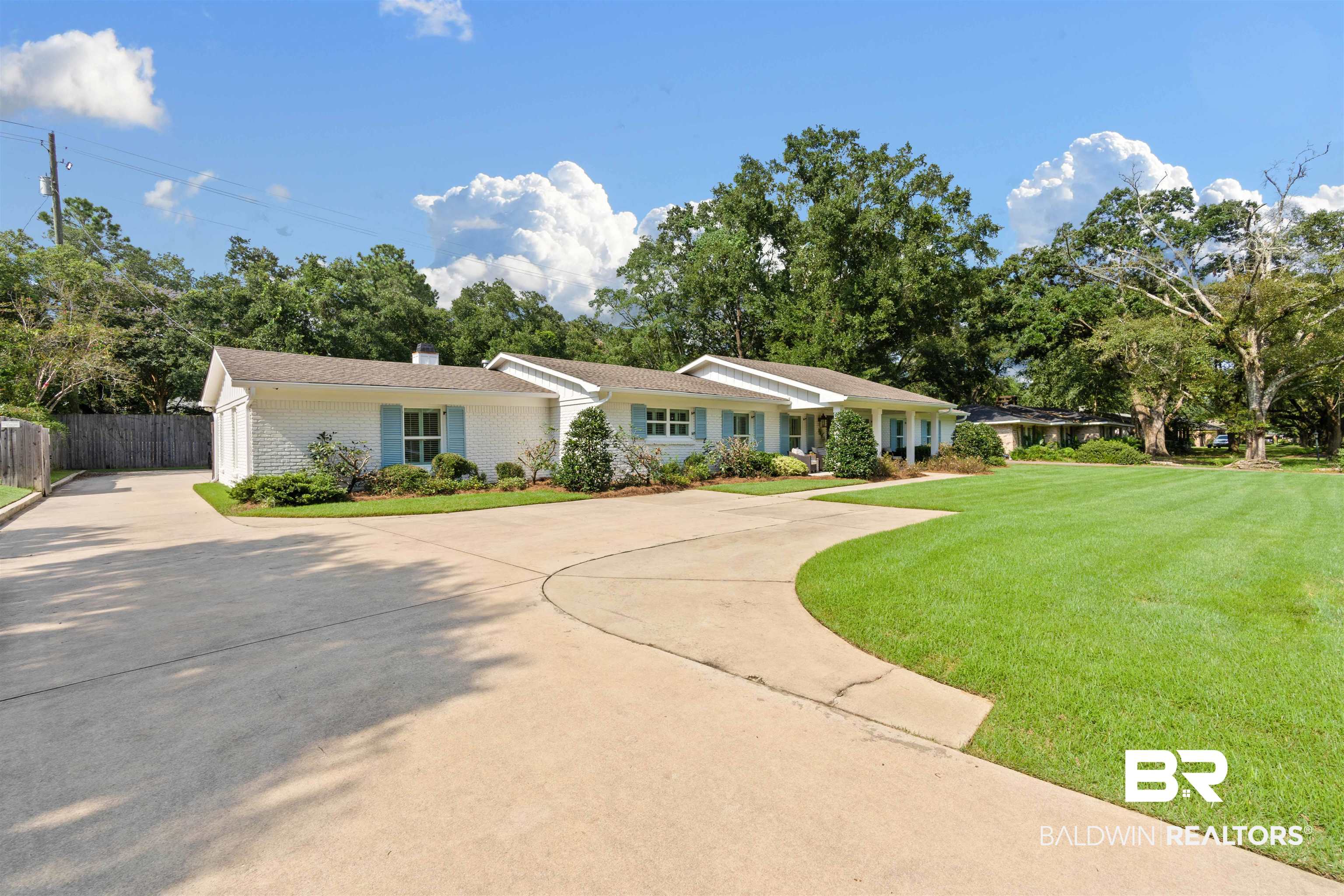 3808 Claridge Road North Mobile, AL 36608 - Photo 5 of 43 Ranch-style house featuring a front lawn