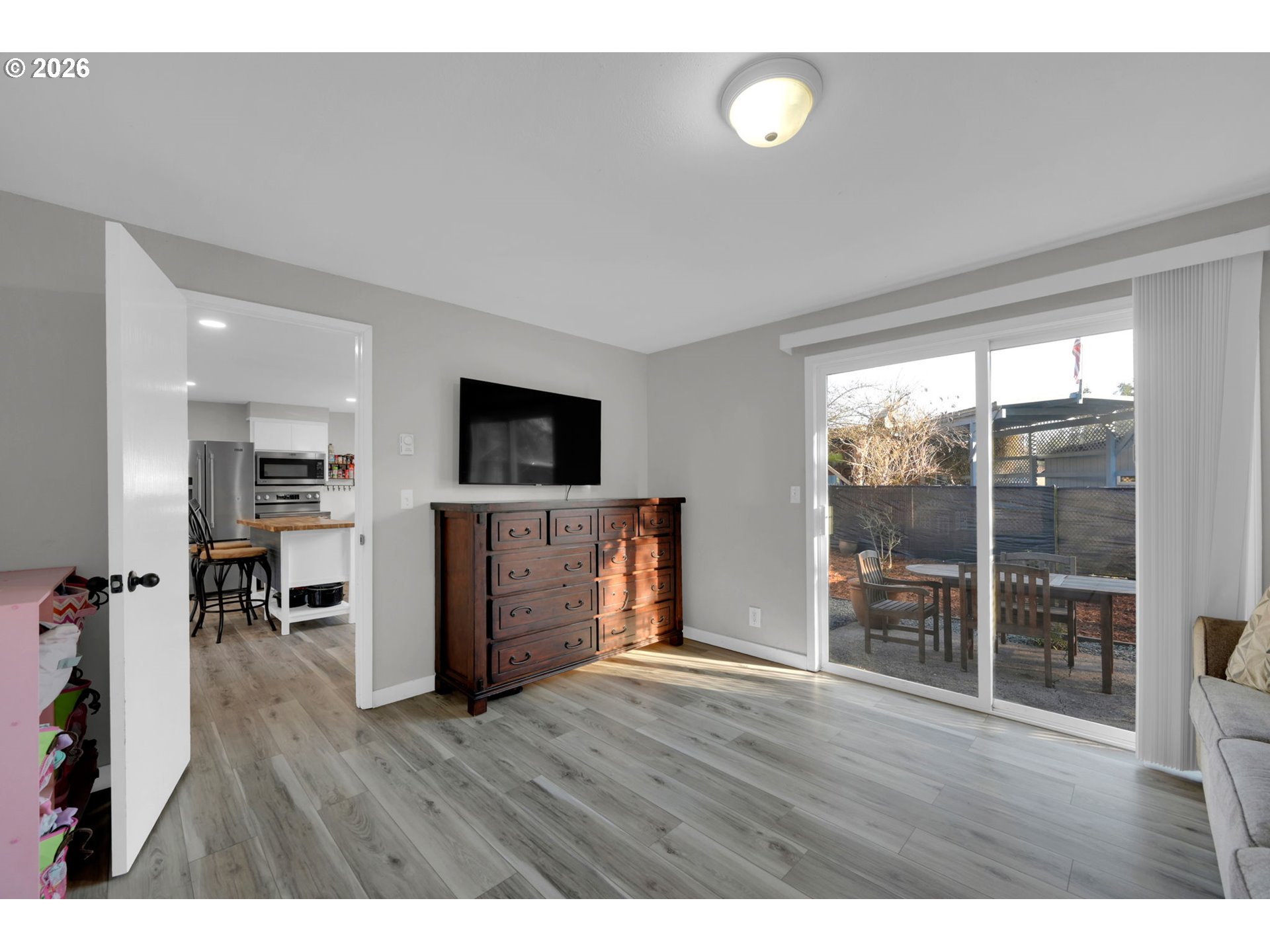 34792 Row River Road Cottage Grove, OR 97424 - Photo 14 of 45