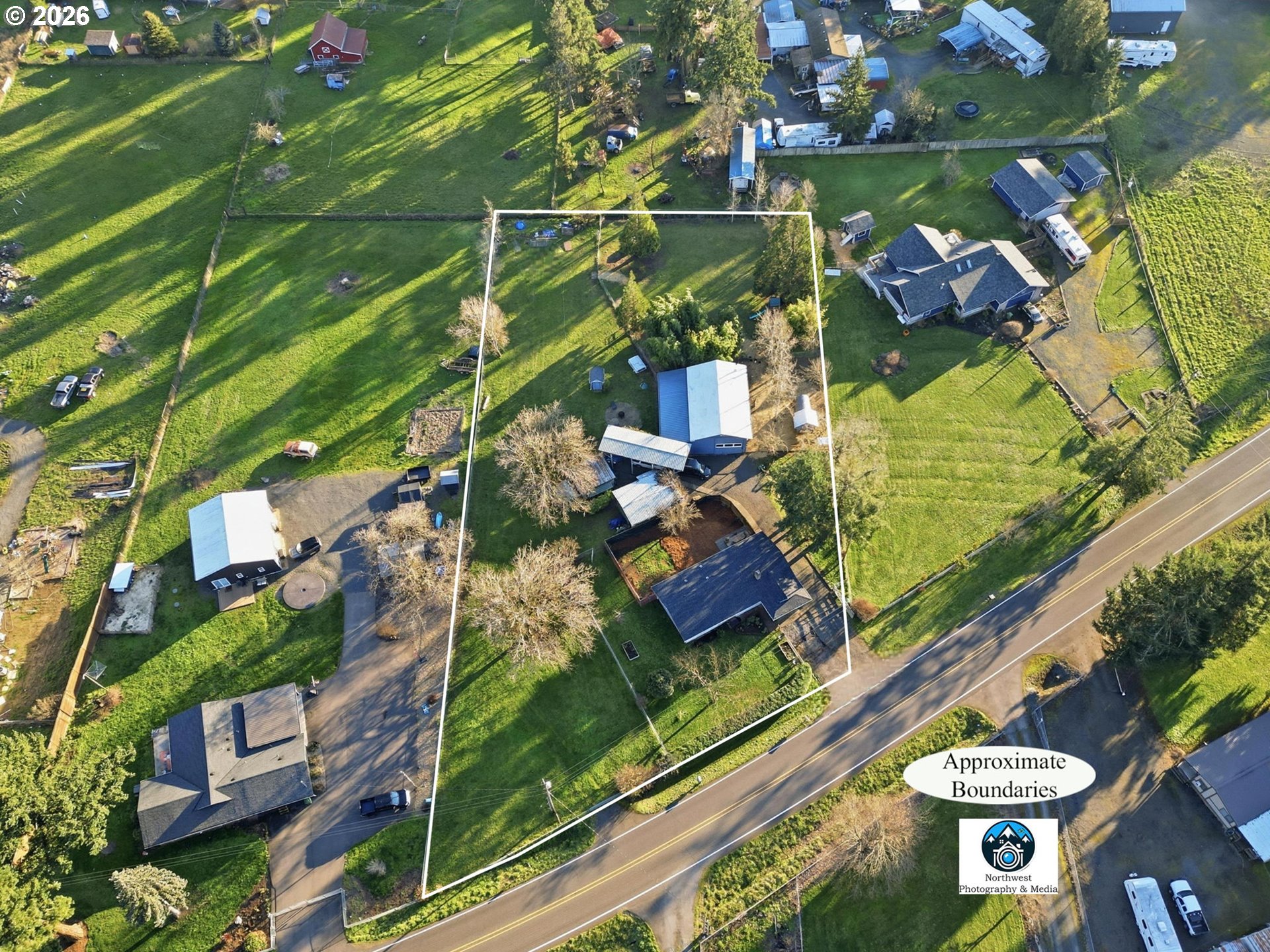 34792 Row River Road Cottage Grove, OR 97424 - Photo 3 of 45