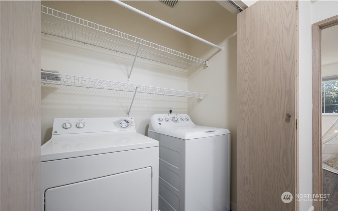 7453 Newcastle Golf Club Road, Unit F102 Newcastle, WA 98059 - Photo 12 of 23 Gallery Image 12