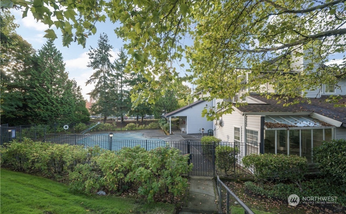 7453 Newcastle Golf Club Road, Unit F102 Newcastle, WA 98059 - Photo 20 of 23 Gallery Image 20
