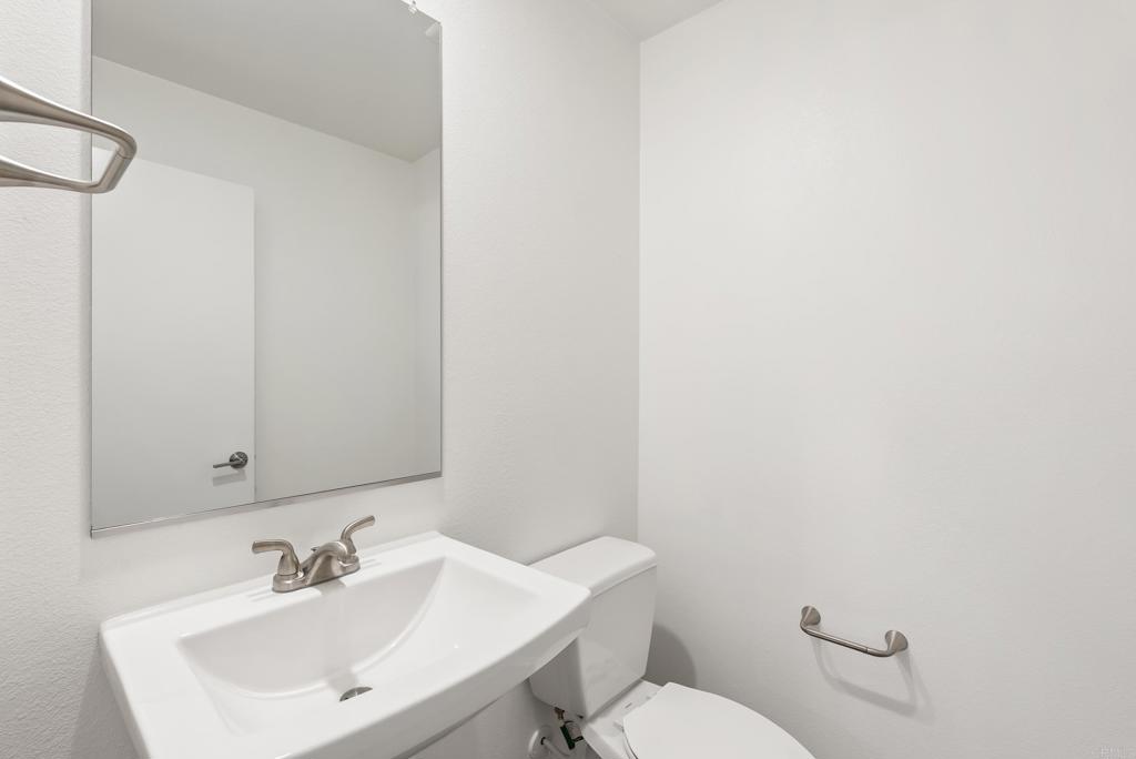 5480 Seacliff Place, Unit 44 Otay Mesa, CA 92154 - Photo 13 of 36