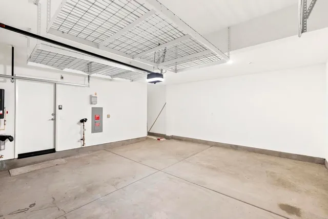 $2,995 | 5480 Seacliff Place, Unit 44, Otay Mesa, CA 92154