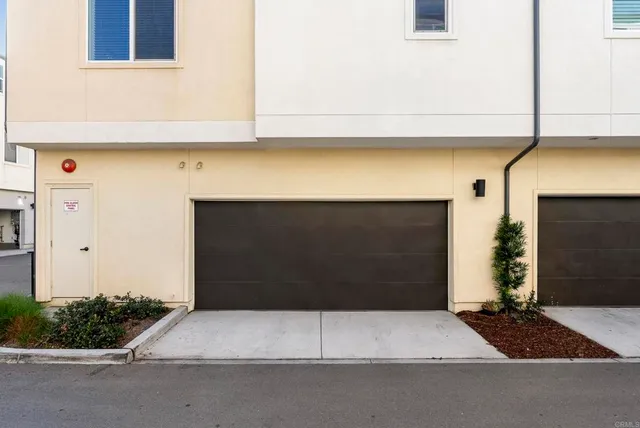 $2,995 | 5480 Seacliff Place, Unit 44, Otay Mesa, CA 92154