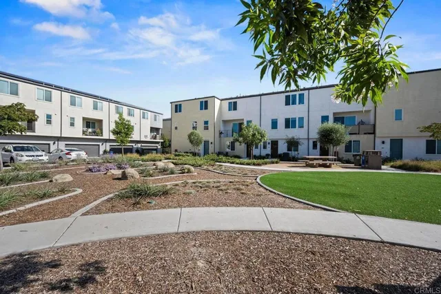 $2,995 | 5480 Seacliff Place, Unit 44, Otay Mesa, CA 92154
