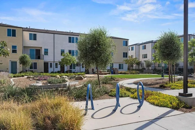 $2,995 | 5480 Seacliff Place, Unit 44, Otay Mesa, CA 92154