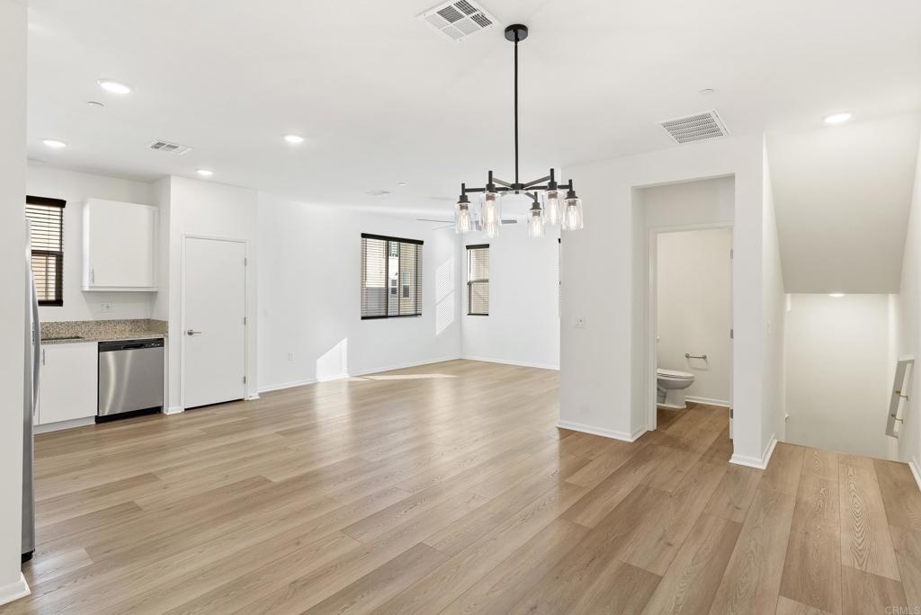 5480 Seacliff Place, Unit 44 Otay Mesa, CA 92154 - Photo 7 of 36