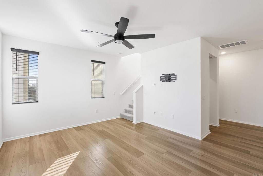 5480 Seacliff Place, Unit 44 Otay Mesa, CA 92154 - Photo 8 of 36