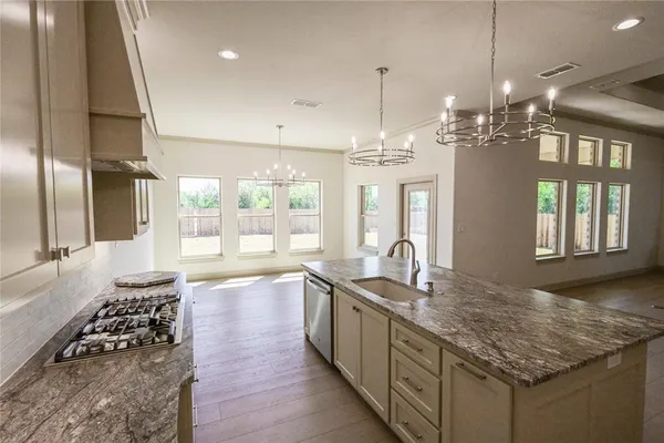 $599,900 | 2710 Savanah Oaks Bend, Abilene, TX 79602