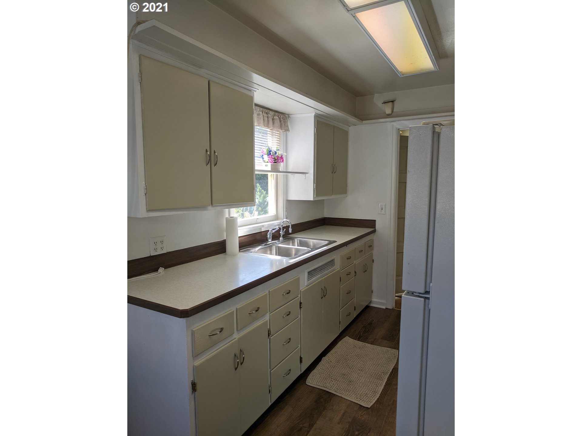 653 Northwest 8th Street Pendleton, OR 97801 - Photo 17 of 32