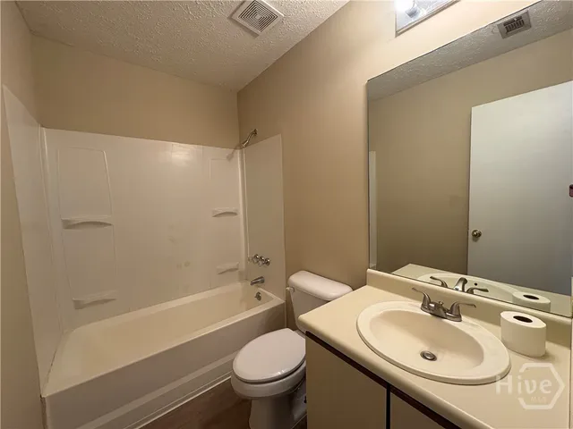 $1,950 | 170 Blue Heron Drive, Richmond Hill, GA 31324