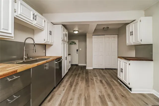 $2,425 | 1335 East 3rd Avenue, Mount Dora, FL 32757