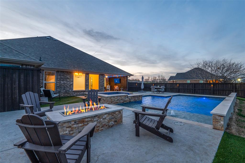 Backyard Oasis with Pool, Spa, and Fire Pit