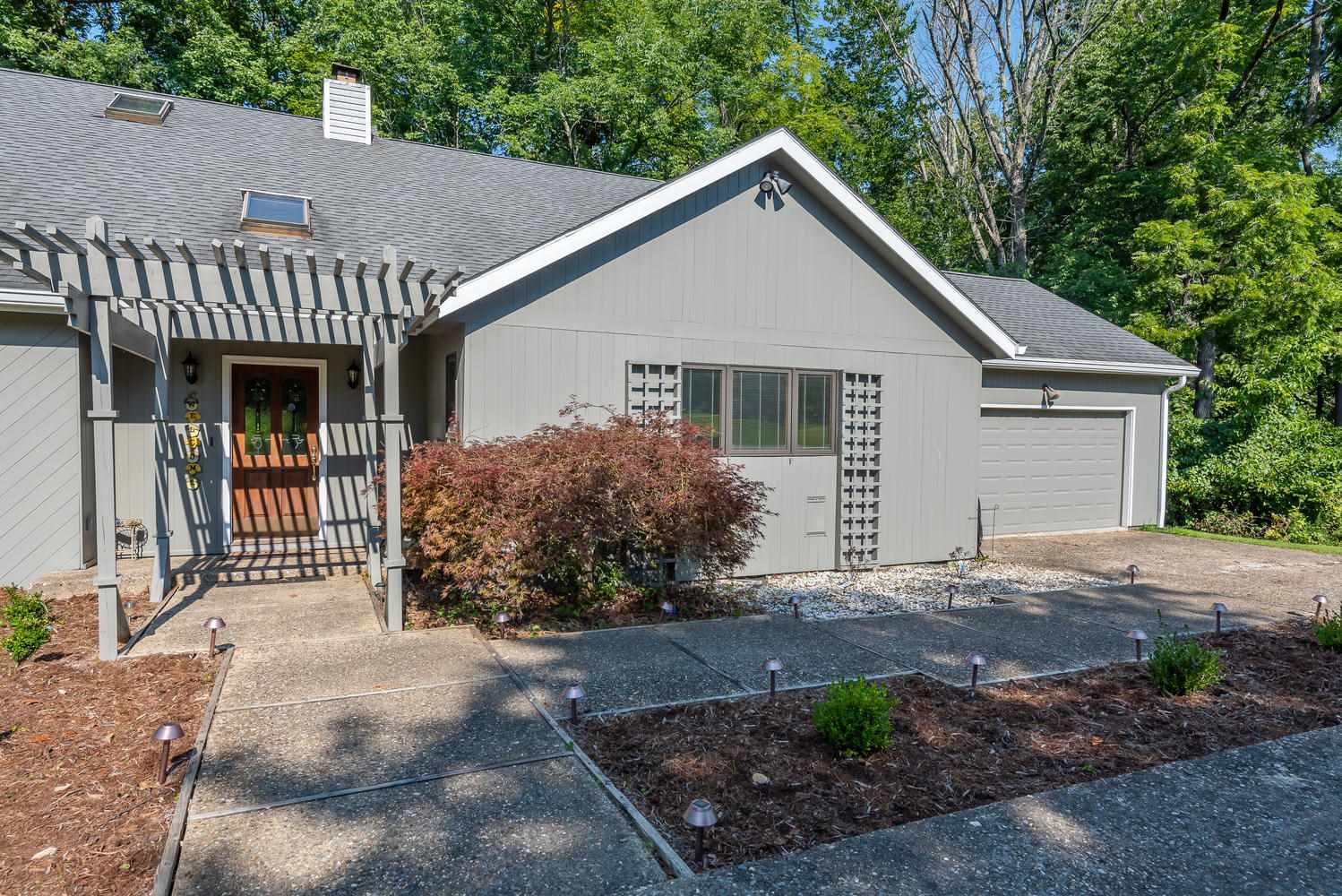 4897 East Inverness Woods Road Bloomington, IN 47401 - Photo 2 of 36 Gallery Image 2