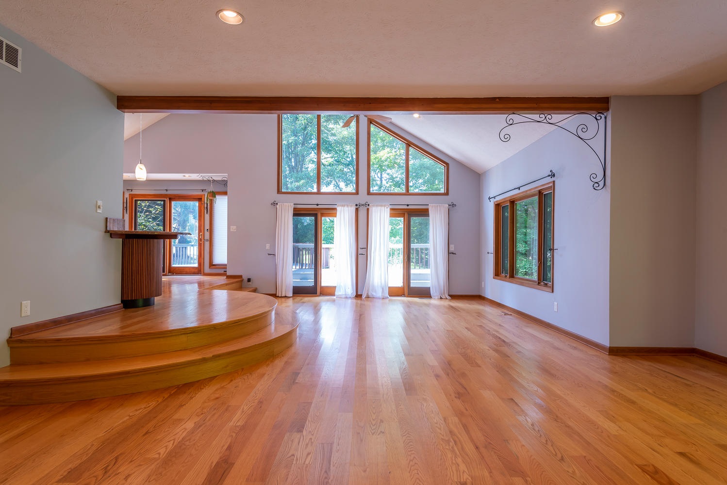 4897 East Inverness Woods Road Bloomington, IN 47401 - Photo 10 of 36 Gallery Image 10