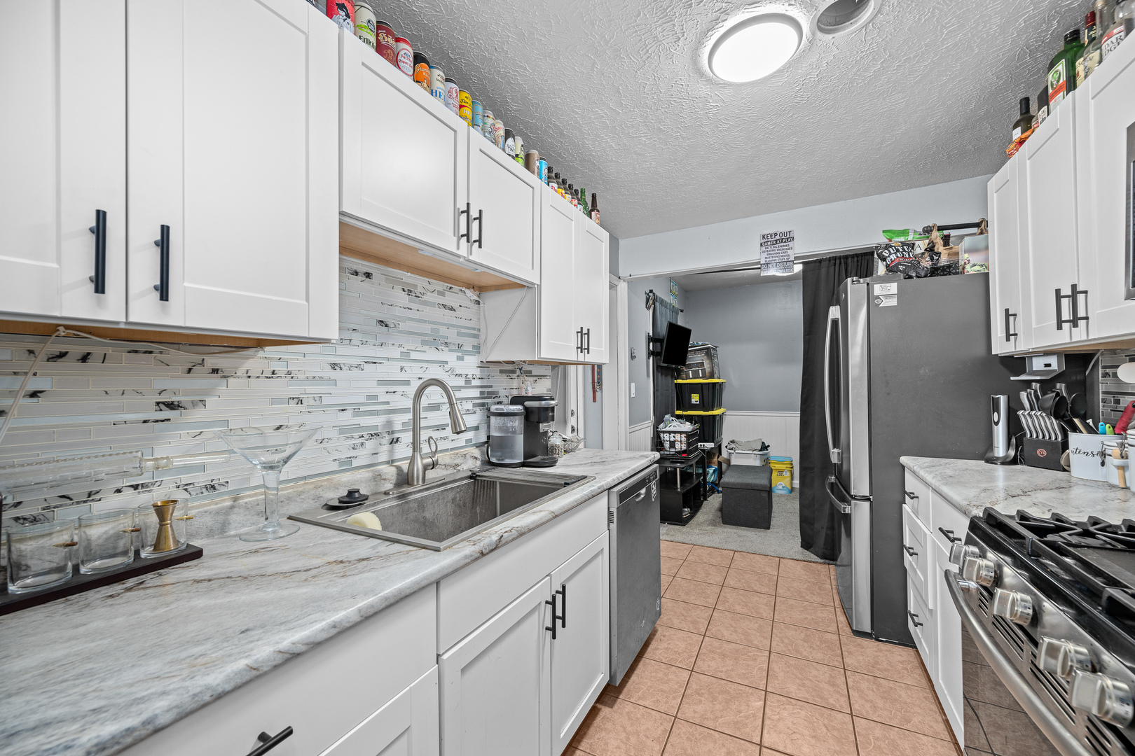 7318 Kelling Street Davenport, IA 52806 - Photo 14 of 22